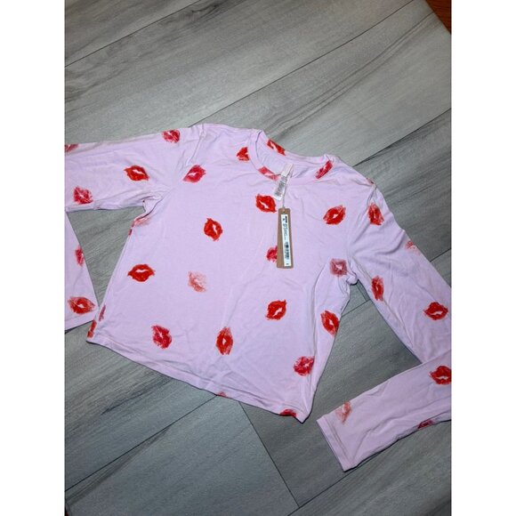 SKIMS Sleep Super Cropped Long Sleeve Valentine's Day Cherry Blossom Lipstick - Picture 1 of 4